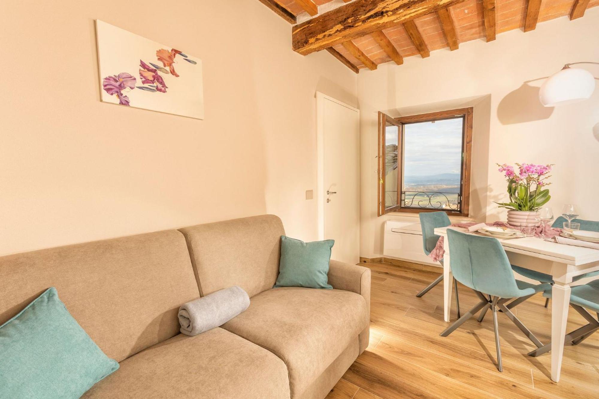 Palazzo Falcinelli Luxury Room In Montepulciano Center With Air Conditioning And Elevator Exterior foto