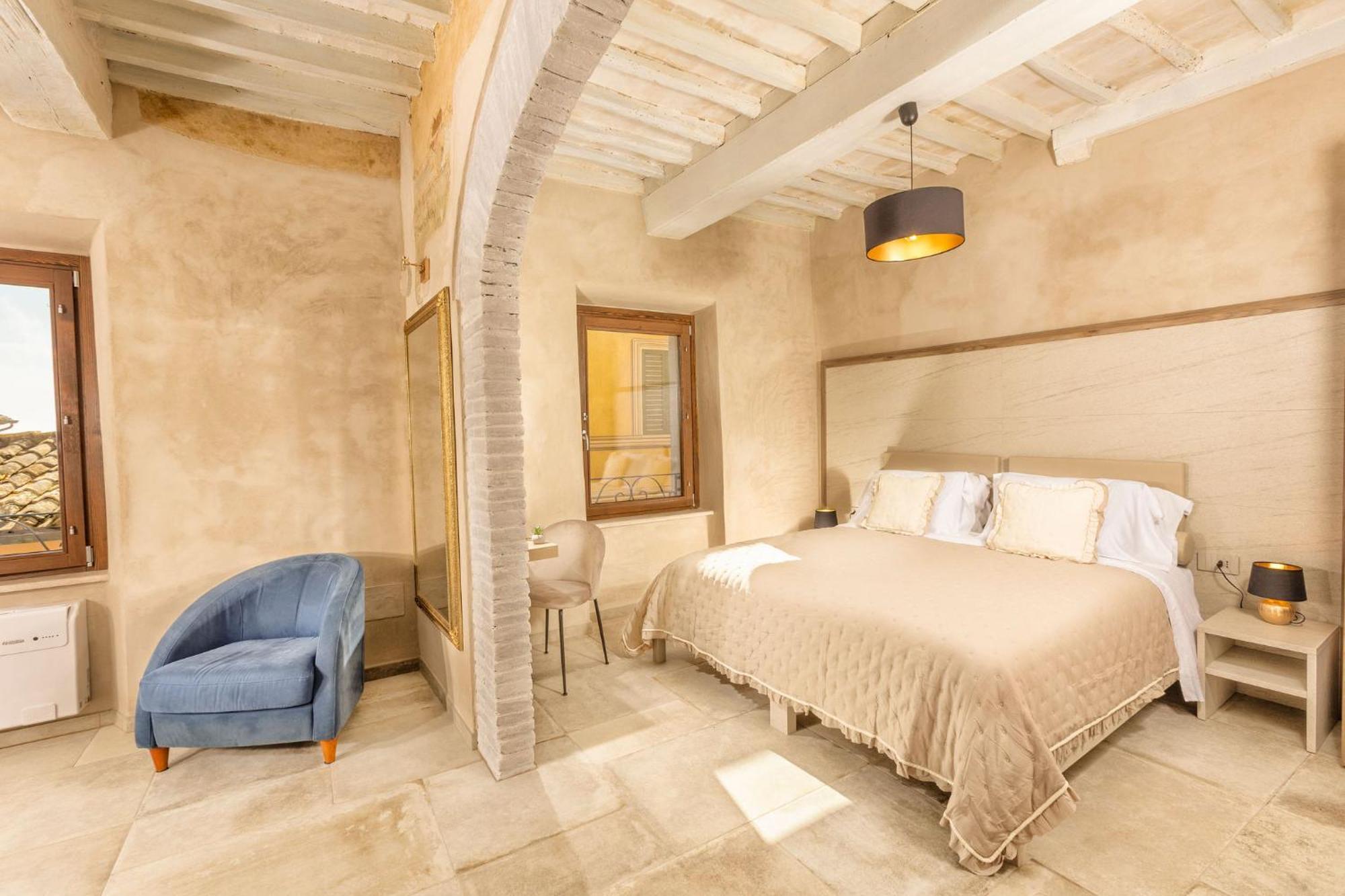 Palazzo Falcinelli Luxury Room In Montepulciano Center With Air Conditioning And Elevator Exterior foto
